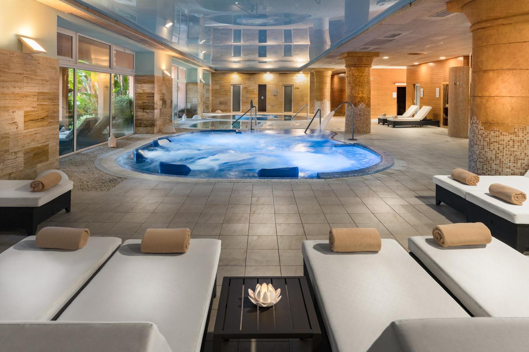 Elba Estepona Gran Hotel & Thalasso Spa Εξωτερικό φωτογραφία