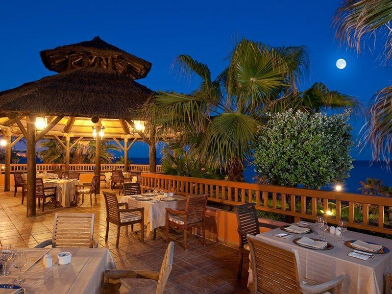 Elba Estepona Gran Hotel & Thalasso Spa Εξωτερικό φωτογραφία The resort's restaurant