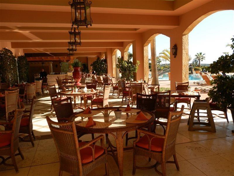 Elba Estepona Gran Hotel & Thalasso Spa Εξωτερικό φωτογραφία The restaurant at the Royal Palm