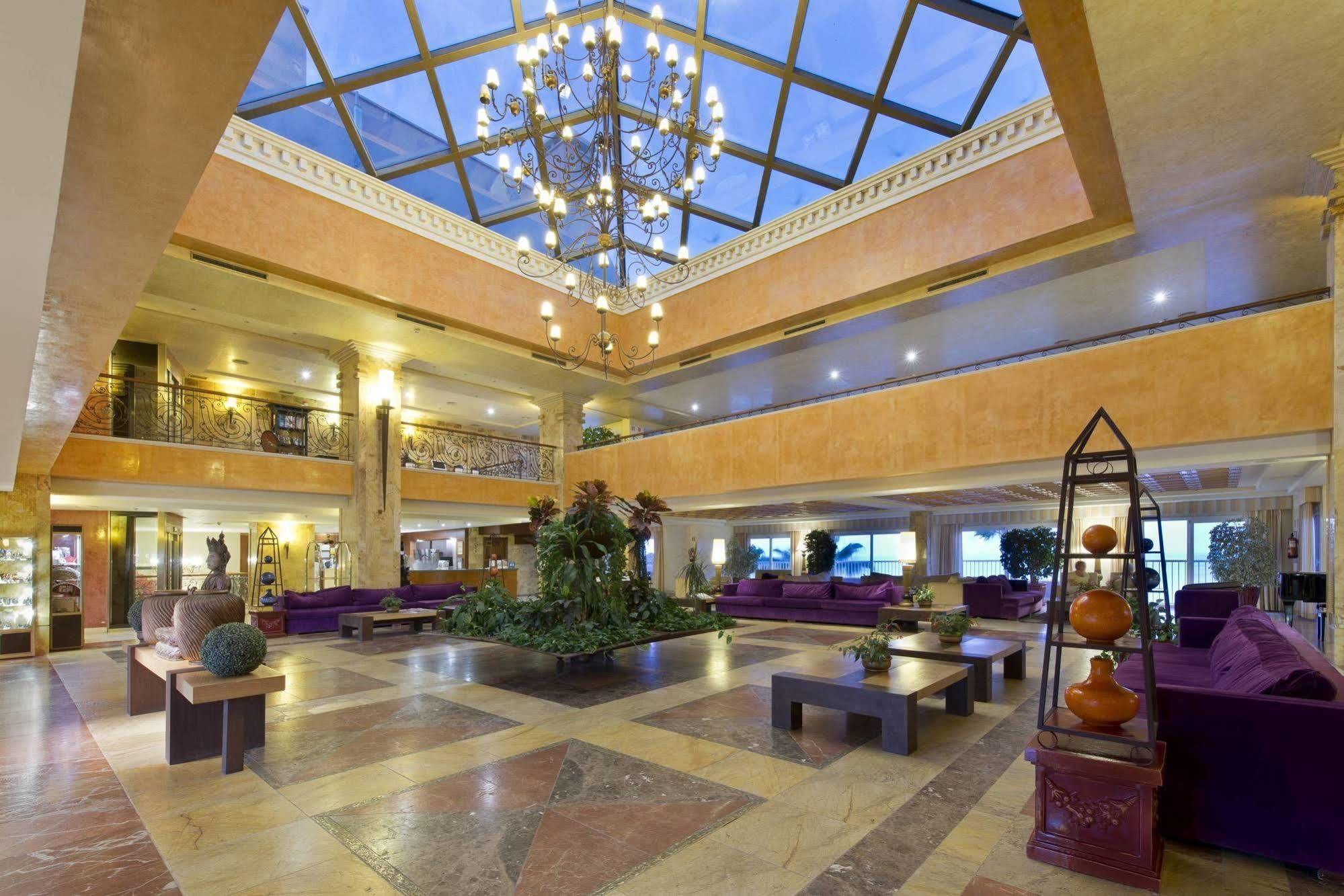 Elba Estepona Gran Hotel & Thalasso Spa Εξωτερικό φωτογραφία Lobby